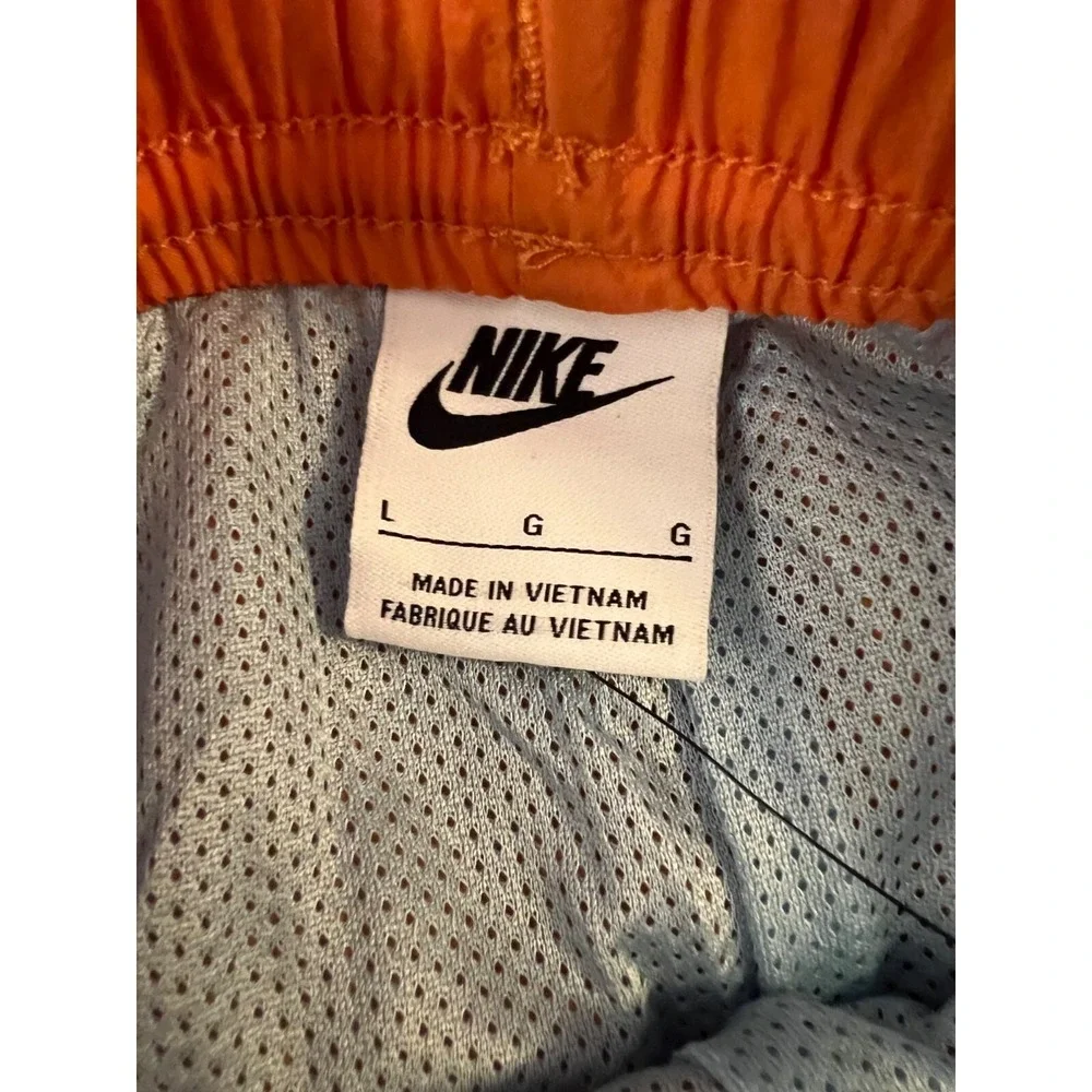 Nike Kids Standard Fit Mesh-Lined‎ Athletic Shorts Large Orange & Light Blue